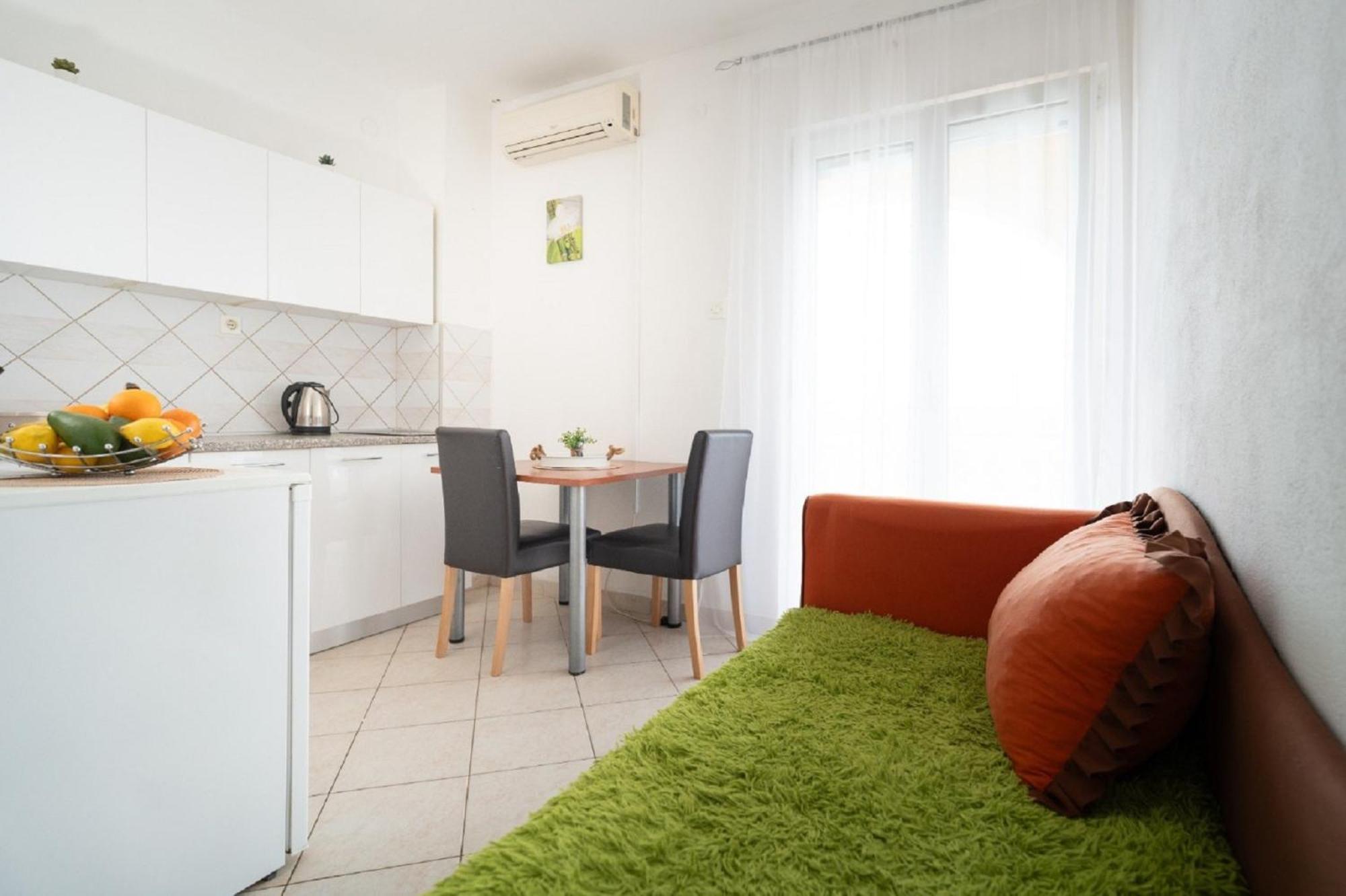 Apartments Milic Gornji Karin Esterno foto